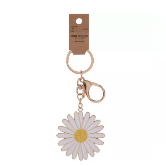 Charming Daisy 🌼 Keychain with Gold Accents NWT 🌼 - Picture 2 of 4